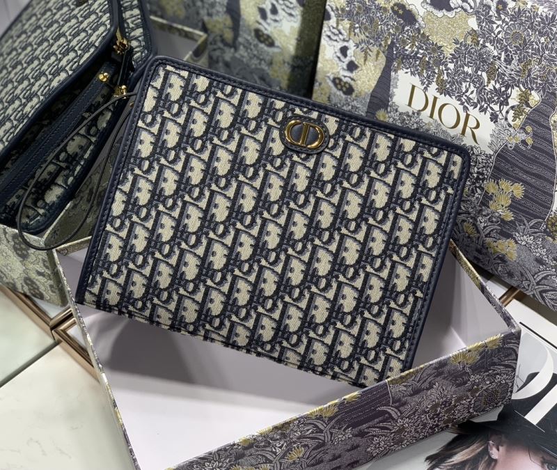 Christian Dior Clutch Bags